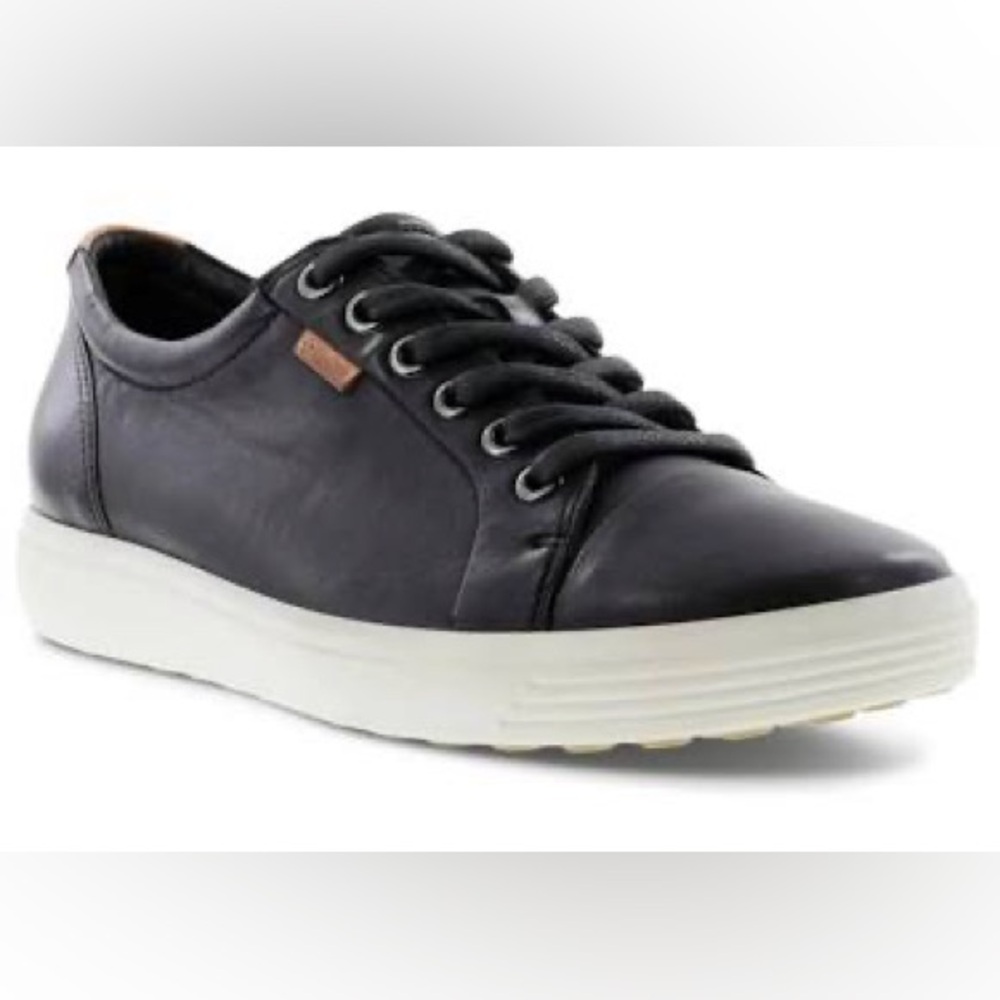 ECCO Women’s Black Leather Sneakers